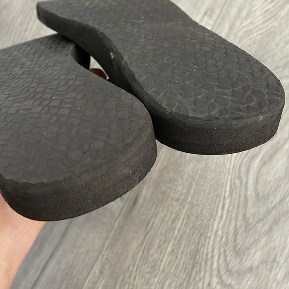 Reef Brown and Teal Flip Flops with Coral Accents size 10 - Picture 7 of 9